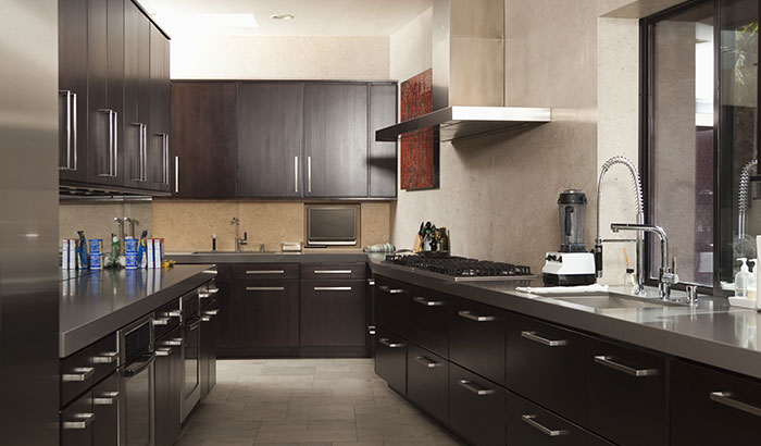 How to Pick the Perfect Commercial Countertops for Kitchens